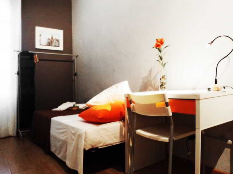 La Isla Hostal Барселона Екстериор снимка